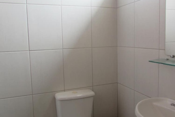 Room 17 of 25