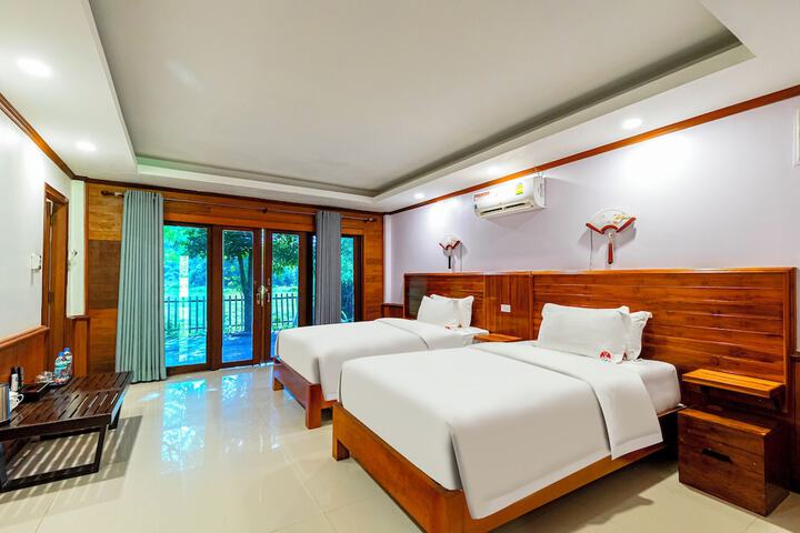 Room 14 of 87