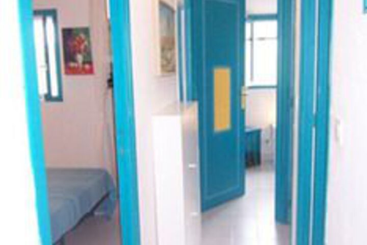 Room 10 of 19