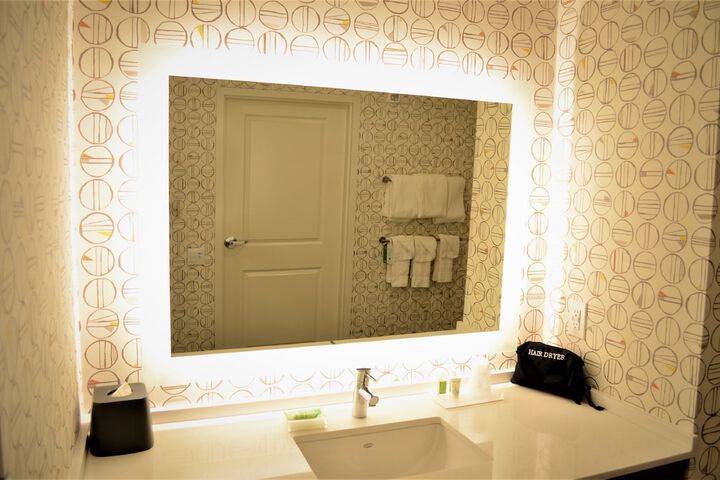 Room 32 of 118