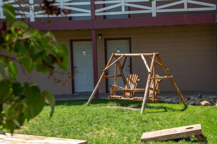 Property Grounds 32 of 43