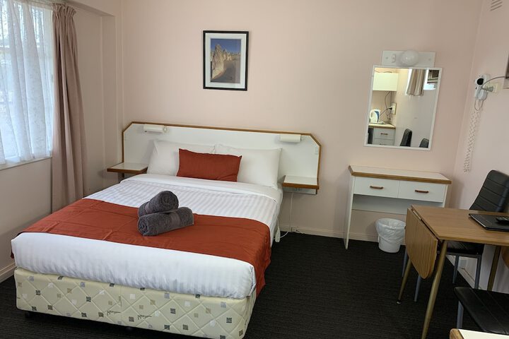 Room 4 of 46
