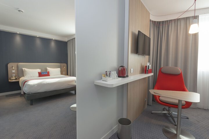 Room 18 of 85