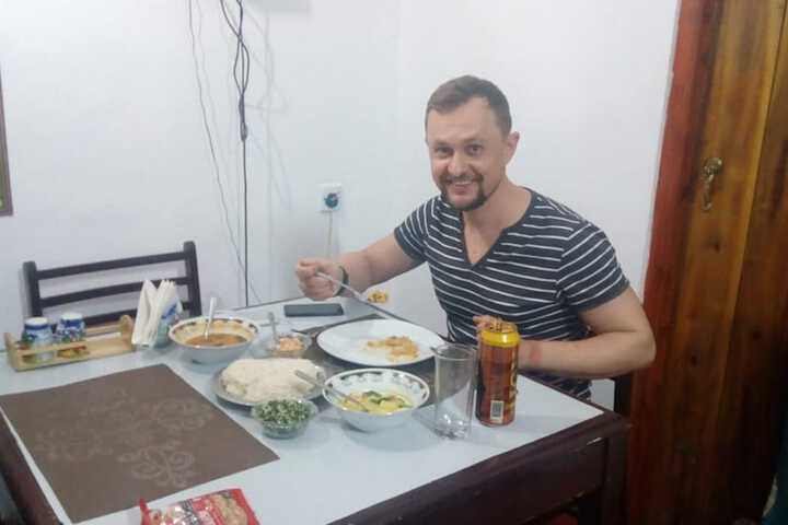 Dining 16 of 30