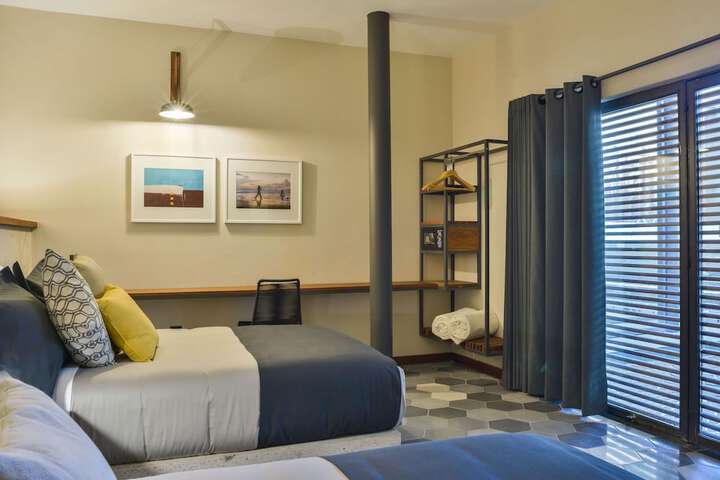 Room 11 of 51