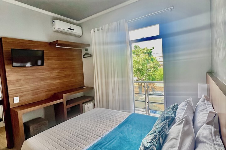 Room 5 of 31