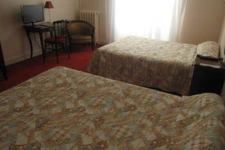 Room 14 of 27