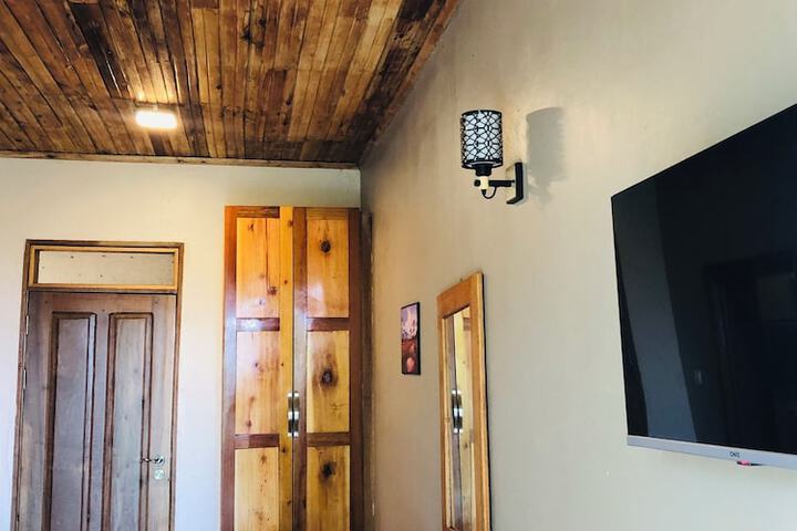 Room 9 of 39
