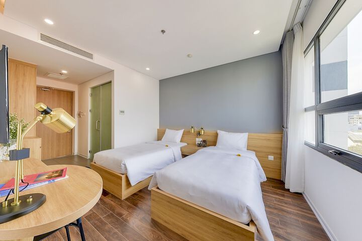 Room 53 of 92