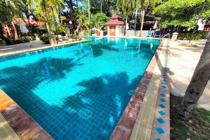 Pool 68 of 103