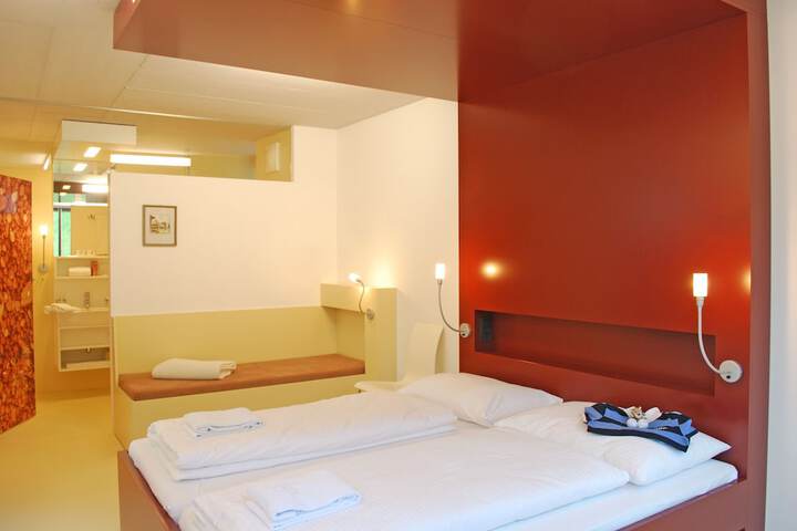 Room 6 of 58