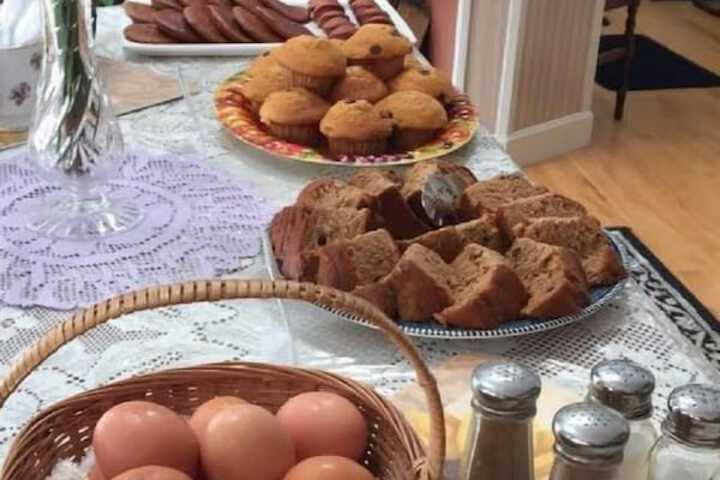 Breakfast/Coffee Service 62 of 120