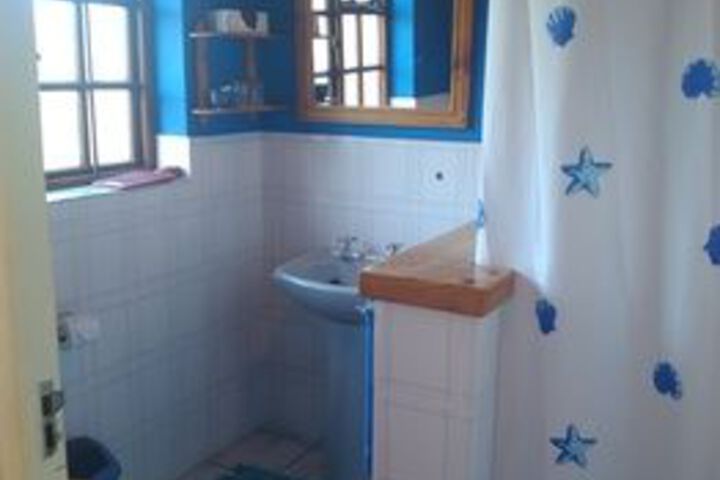 Room 7 of 25