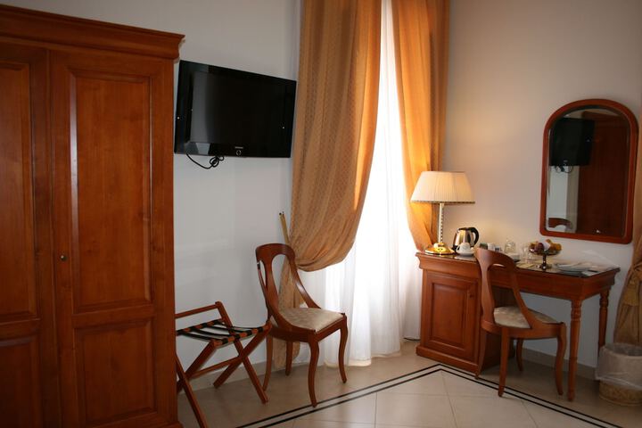 Room 11 of 59