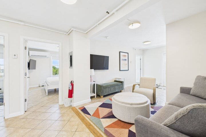 Room 100 of 209