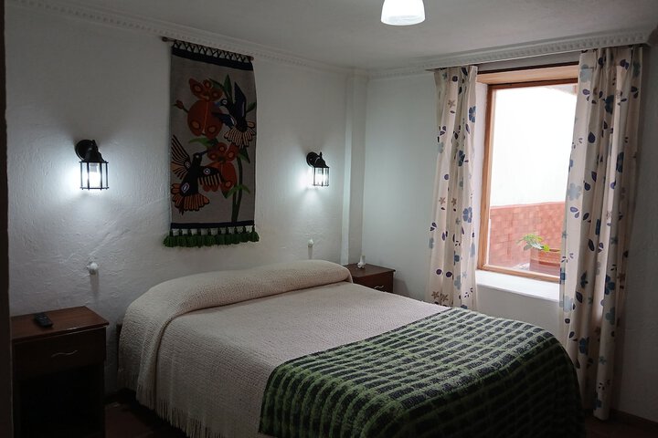 Room 6 of 25