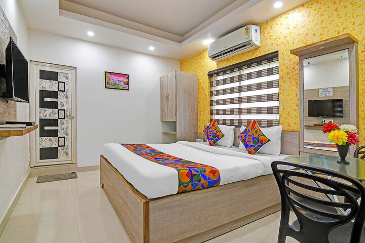 Room 16 of 24