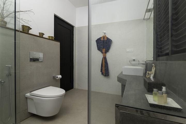 Room 16 of 29