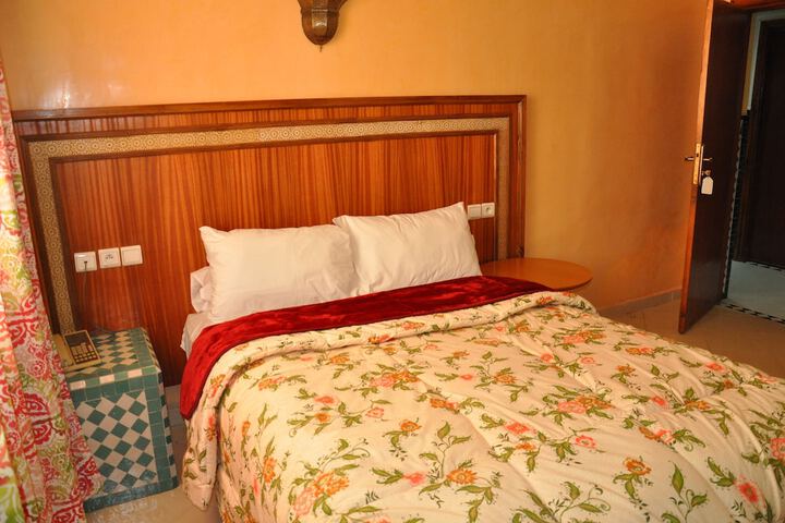 Room 8 of 17