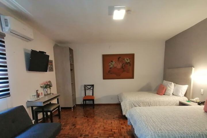 Room 19 of 53