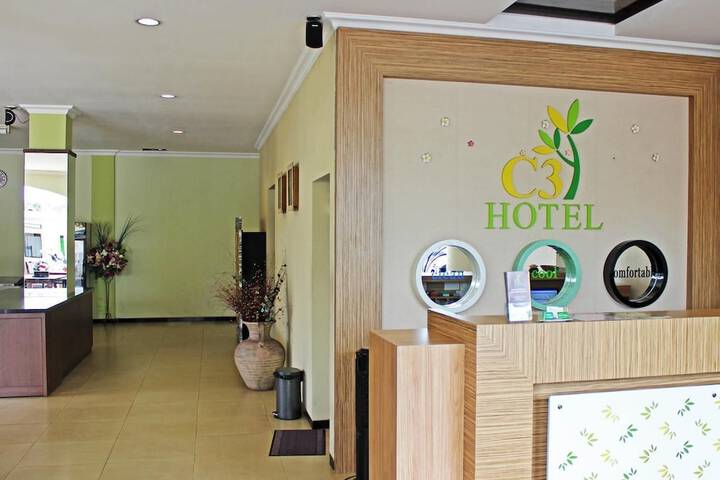 Hotel Interior 3 of 34