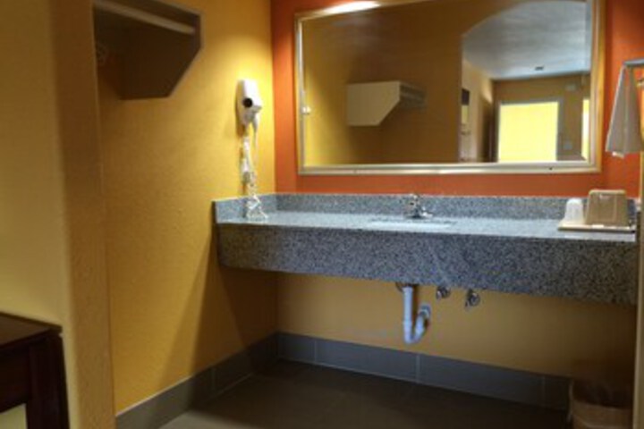 Room 3 of 12