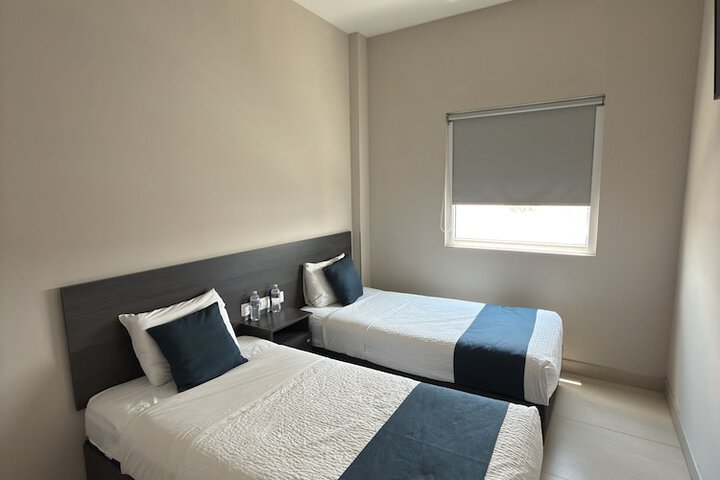 Room 7 of 24