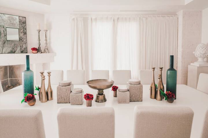 Room 81 of 214