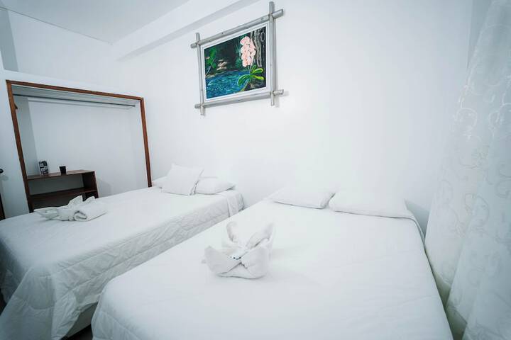 Room 37 of 79