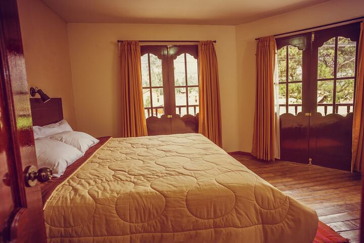 Room 5 of 35