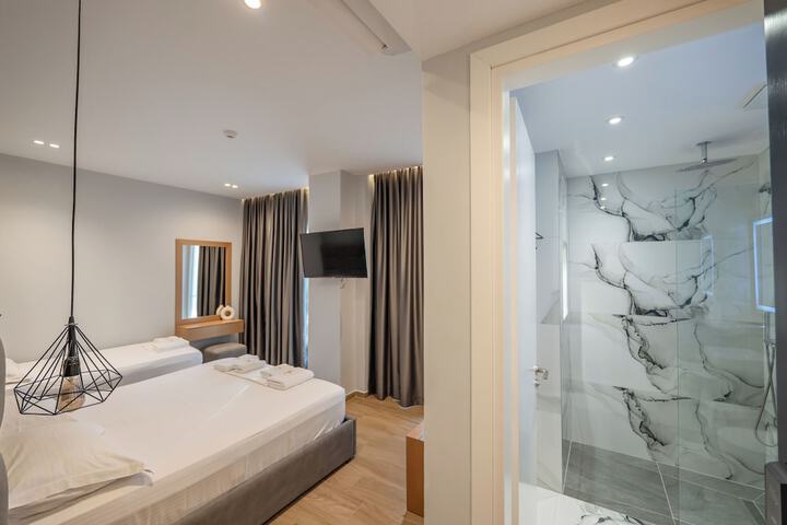 Room 26 of 72