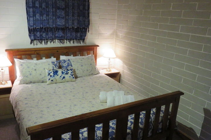 Room 5 of 49