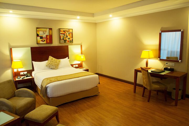 Room 10 of 75