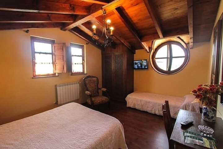 Room 17 of 65