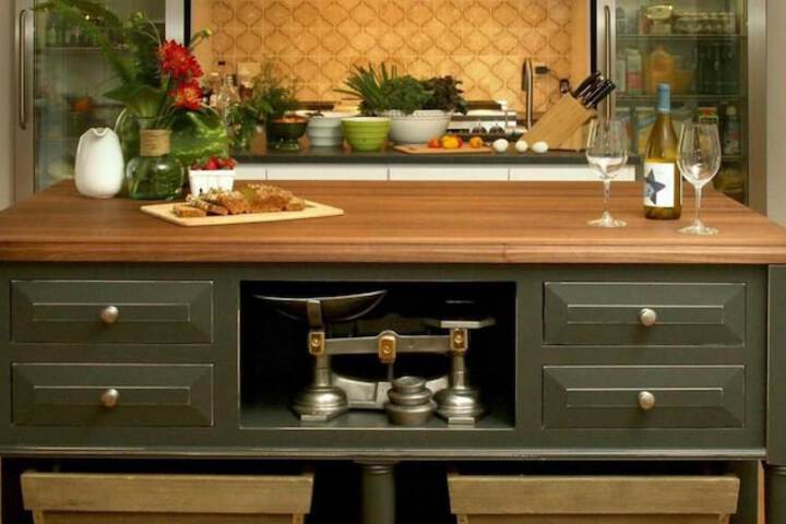 Breakfast/Coffee Service 88 of 161