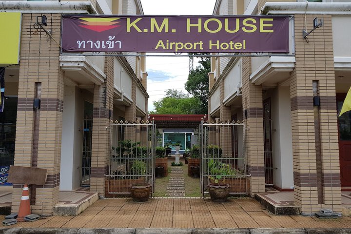 KM House