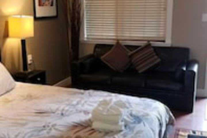 Room 163 of 828