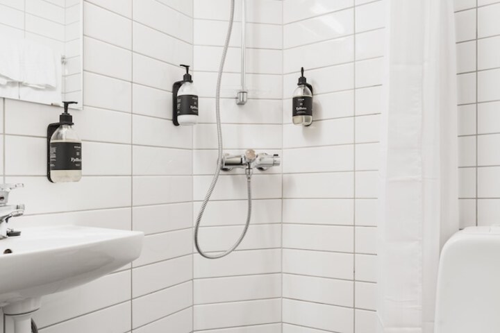 Clean Restrooms