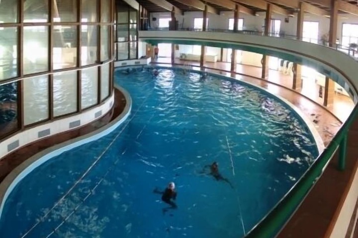 Pools & Facilities