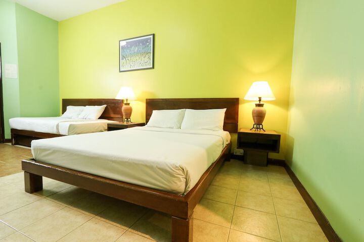 Room 7 of 39