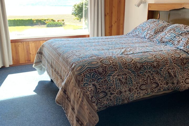 Room 8 of 32