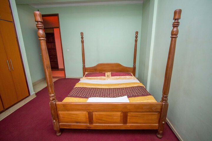 Room 14 of 38