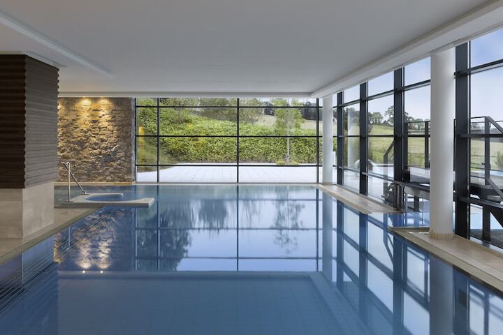Pool 32 of 74