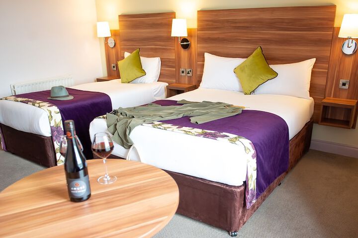 Room 4 of 47