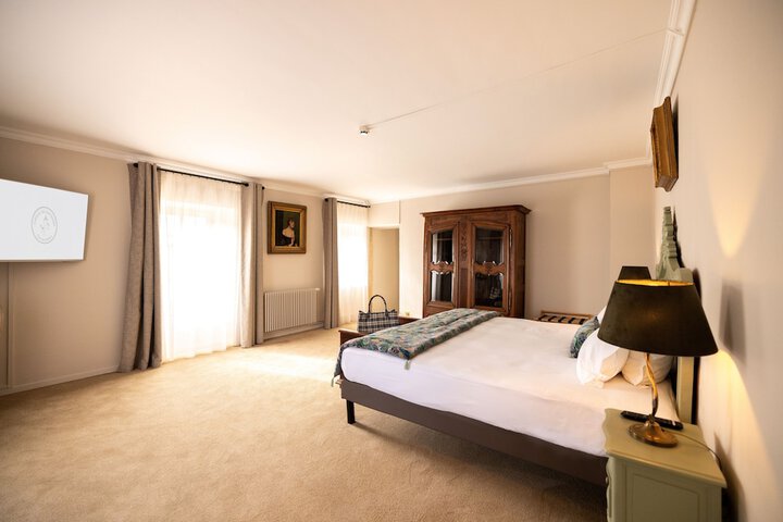 Room 15 of 60