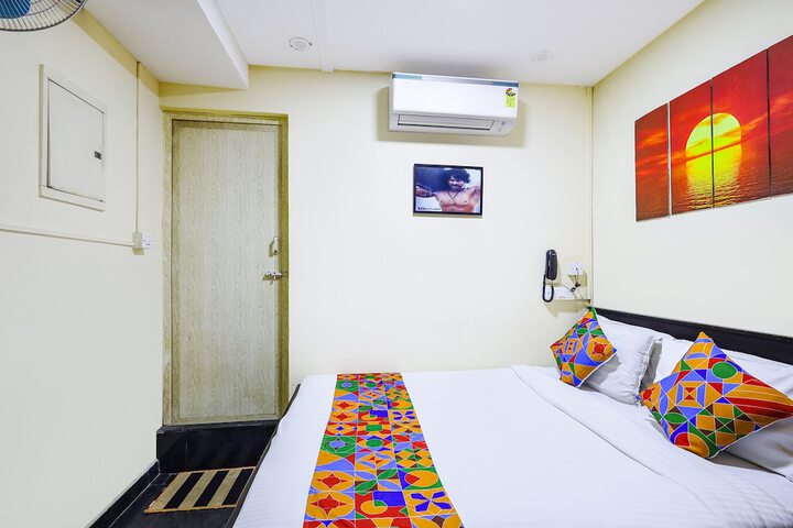 Room 16 of 24