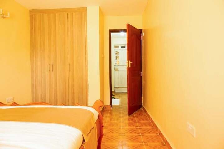 Room 2 of 21