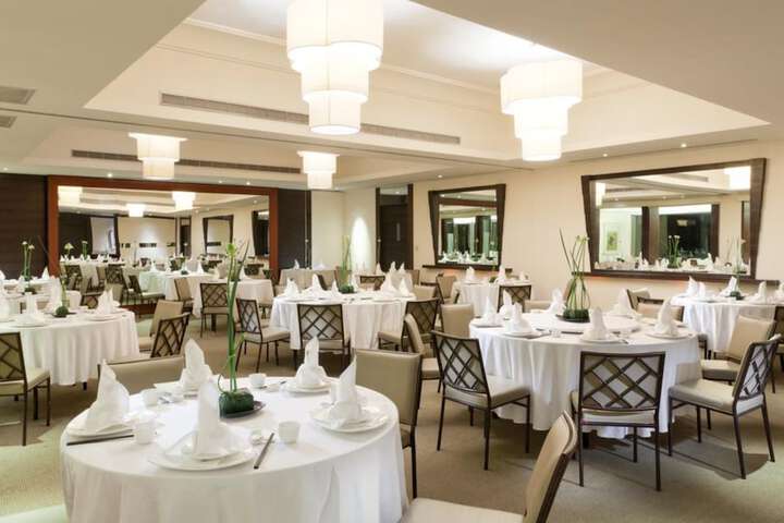 Ballroom/Hall 69 of 77