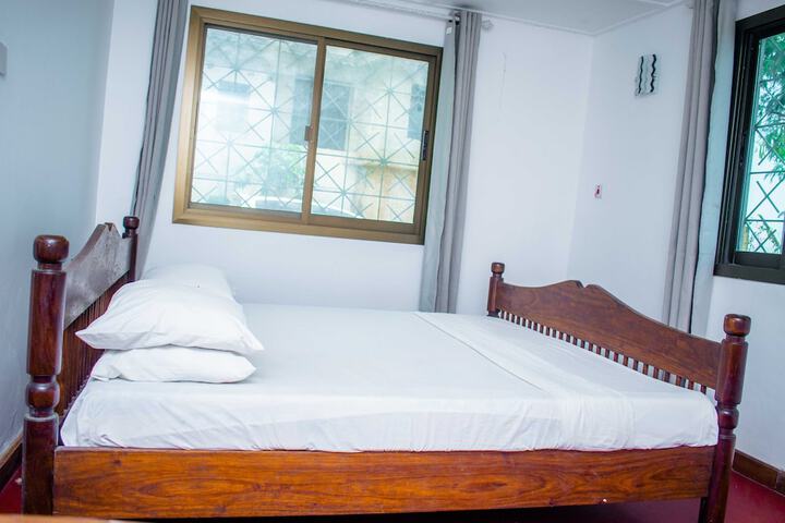 Room 42 of 89