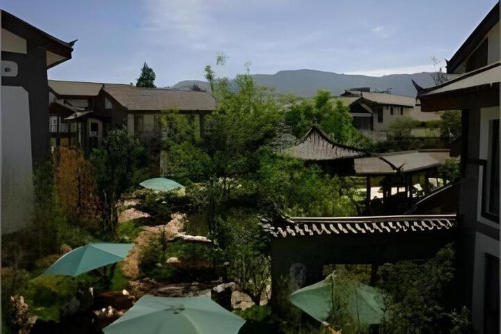 Lijiang Conifer Lishui Yangguang Hotel